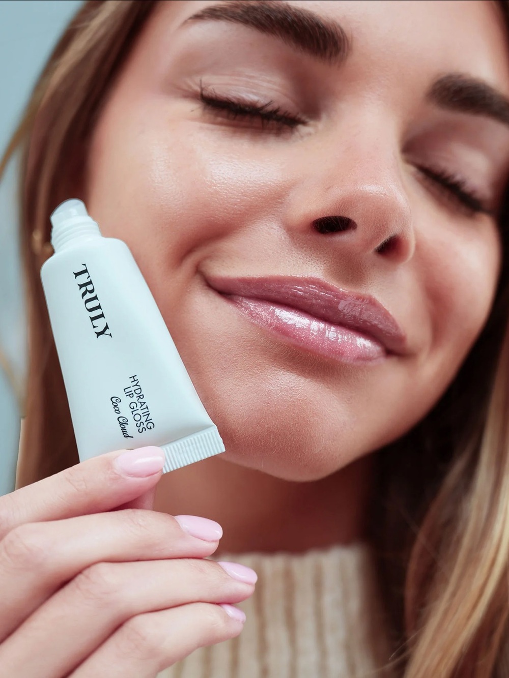 TRULY Lip Gloss - coco cloud - Picture 3 of 4